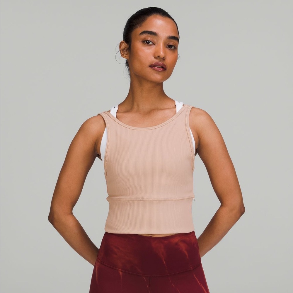 Lululemon power pivot tank